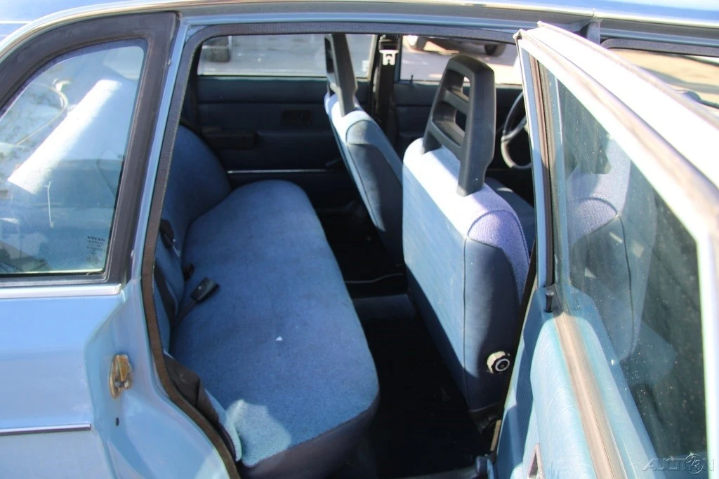 1982 Volvo 200 Series - Image 15 of 21