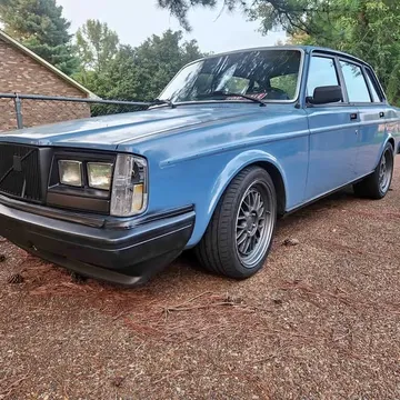 1982 Volvo 240 Sedan