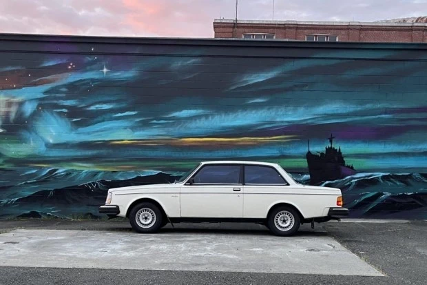 1982 Volvo 242 - Image 3 of 7