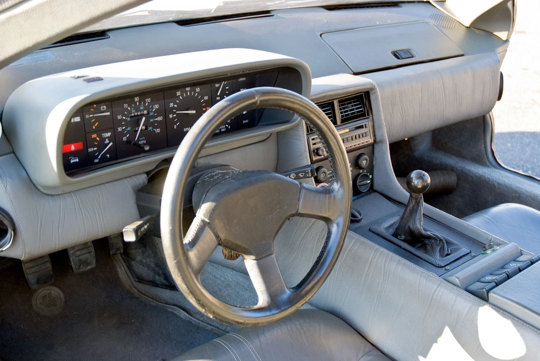 1983 DeLorean DMC-12 - Image 7 of 7