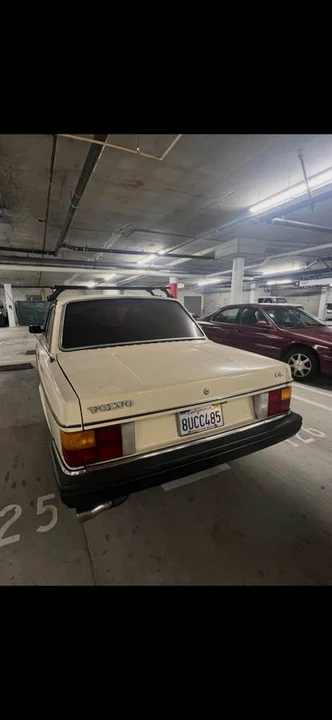 1983 Volvo 244 - Image 2 of 23