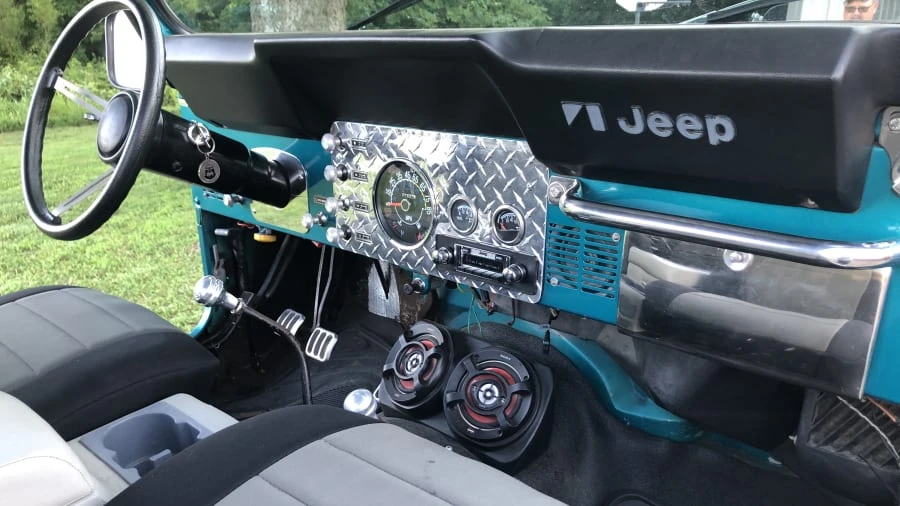 1983 AMC - Image 2 of 6