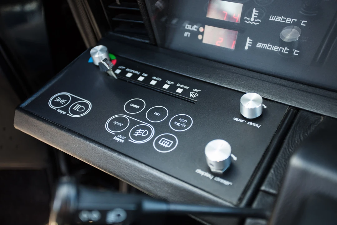 1983 Aston Martin Lagonda - Image 25 of 31