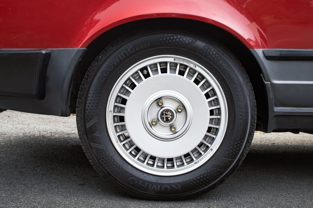 1983 Alfa Romeo Alfetta GT - Image 11 of 30