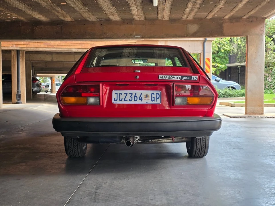 1983 Alfa Romeo Alfetta GT - Image 6 of 30