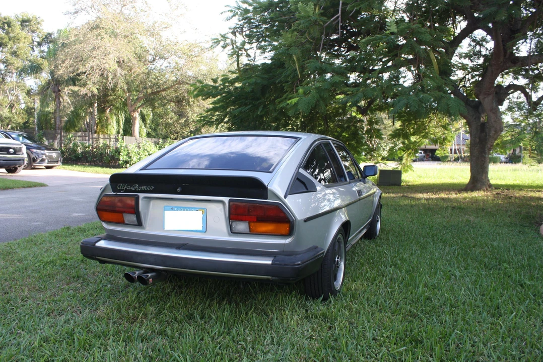 1983 Alfa Romeo Alfetta GT - Image 12 of 18
