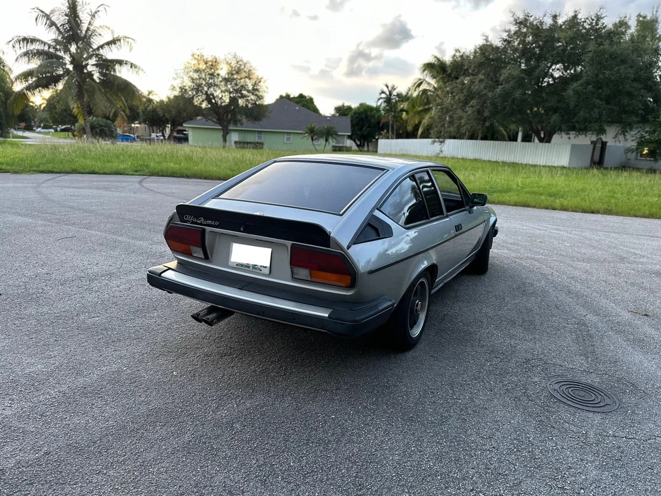1983 Alfa Romeo Alfetta GT - Image 11 of 18