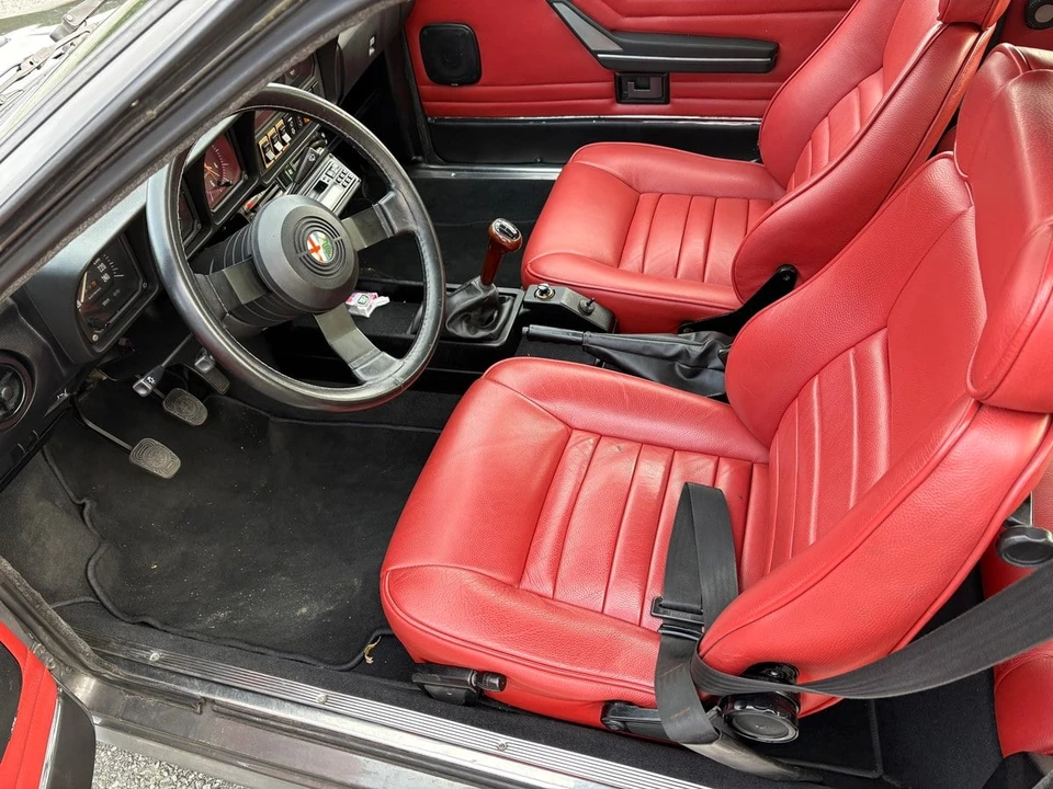 1983 Alfa Romeo Alfetta GT - Image 13 of 30