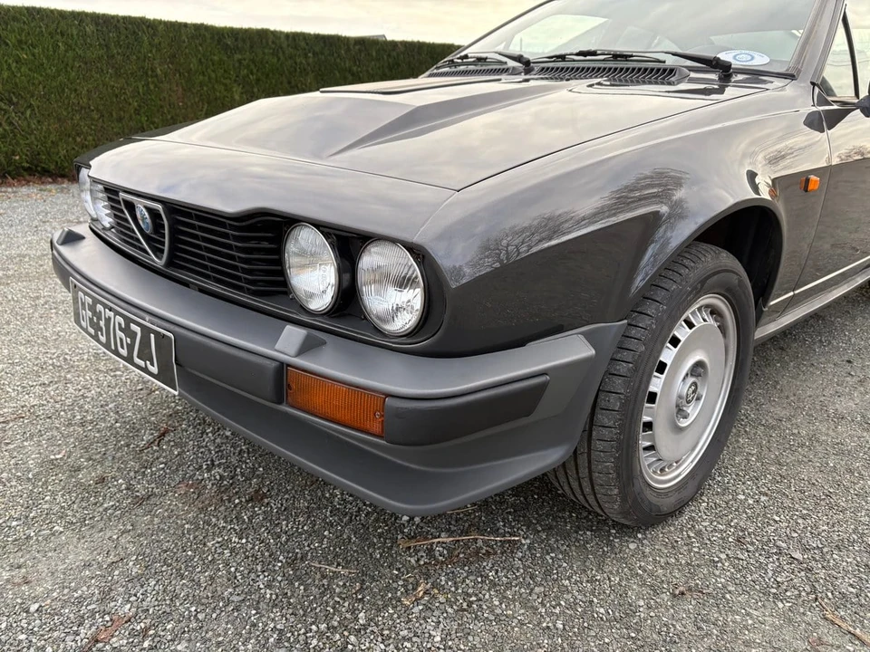 1983 Alfa Romeo Alfetta GT - Image 30 of 30