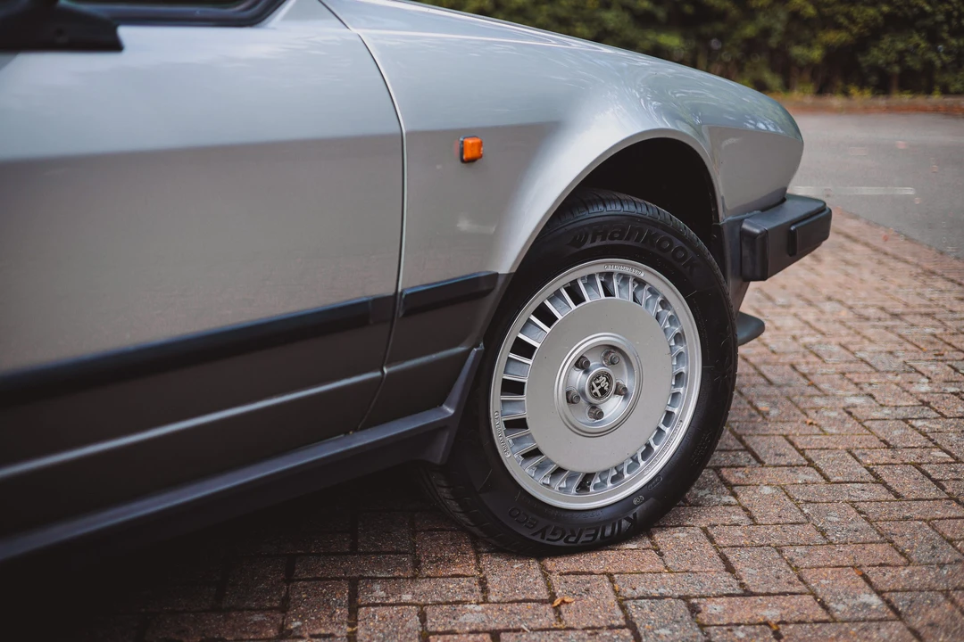 1983 Alfa Romeo Alfetta GT - Image 9 of 31