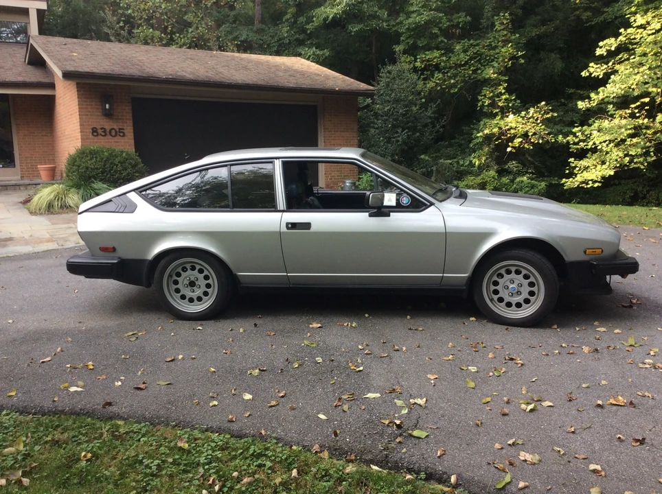 1983 Alfa Romeo Alfetta GT - Image 7 of 31