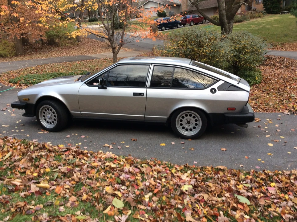 1983 Alfa Romeo Alfetta GT - Image 6 of 31