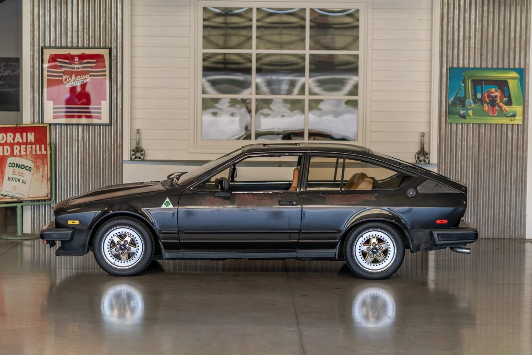 1983 Alfa Romeo Alfetta GT - Image 9 of 31