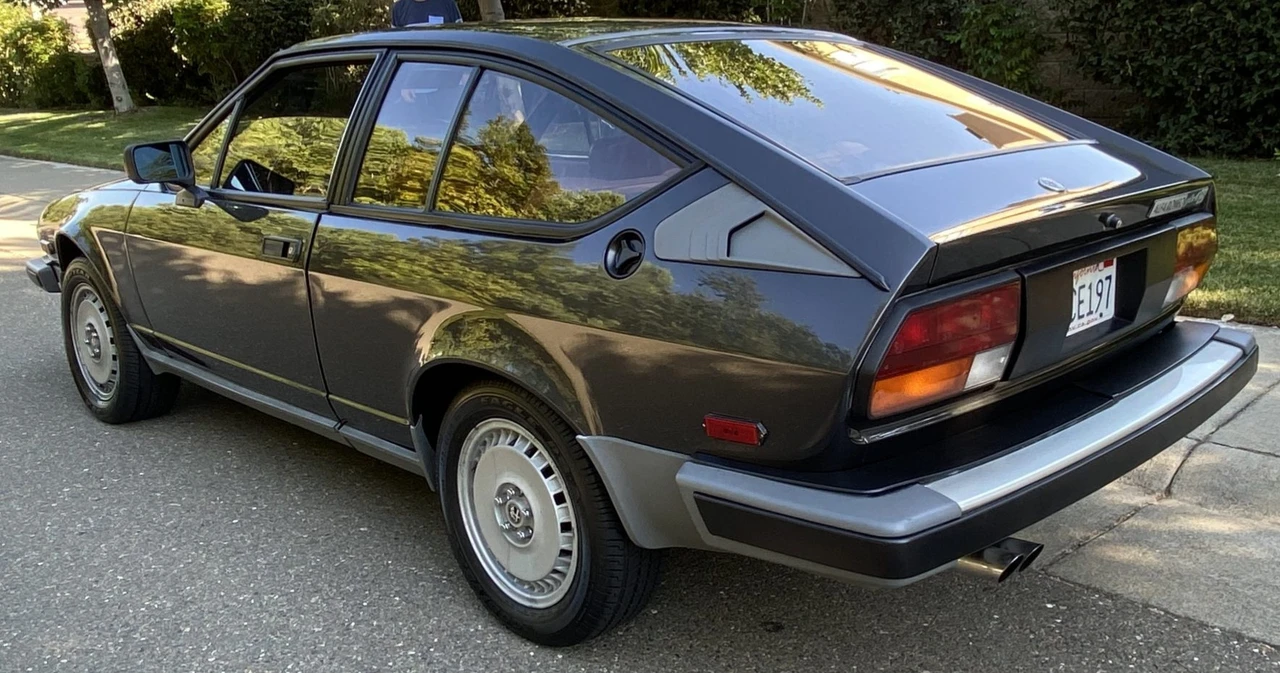 1983 Alfa Romeo Alfetta GT - Image 14 of 31