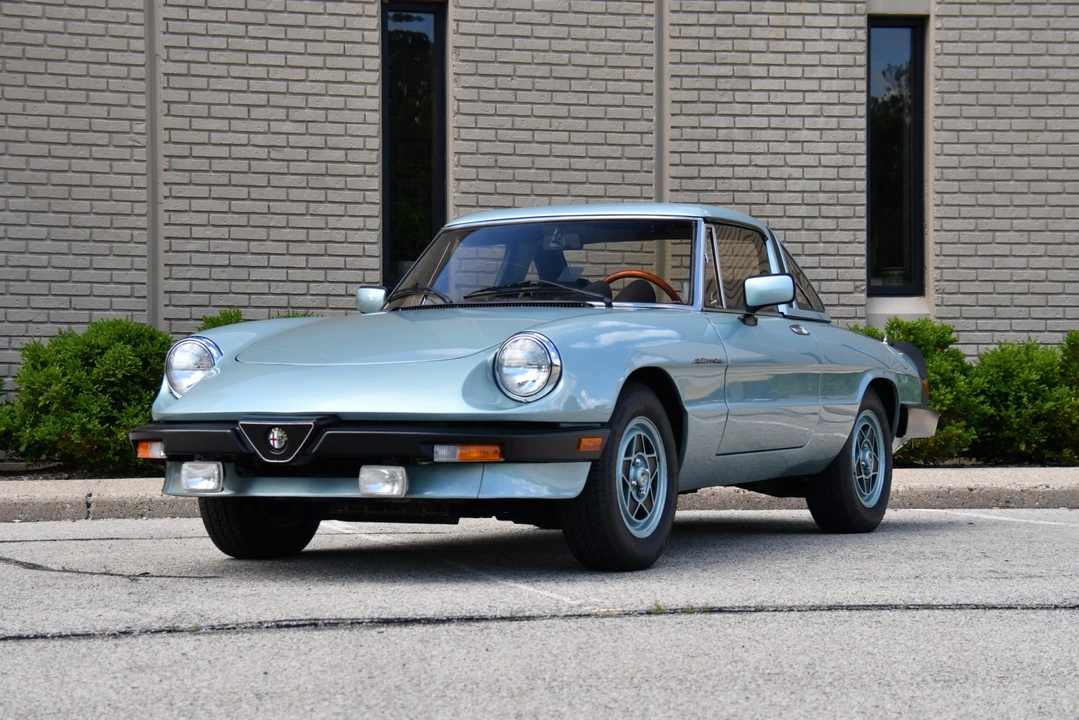 1983 Alfa Romeo Series 3 - Image 2 of 31