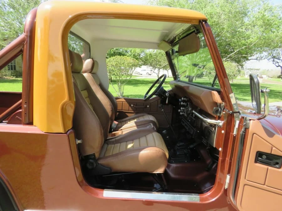 1983 Jeep CJ8 Scrambler - Image 6 of 31
