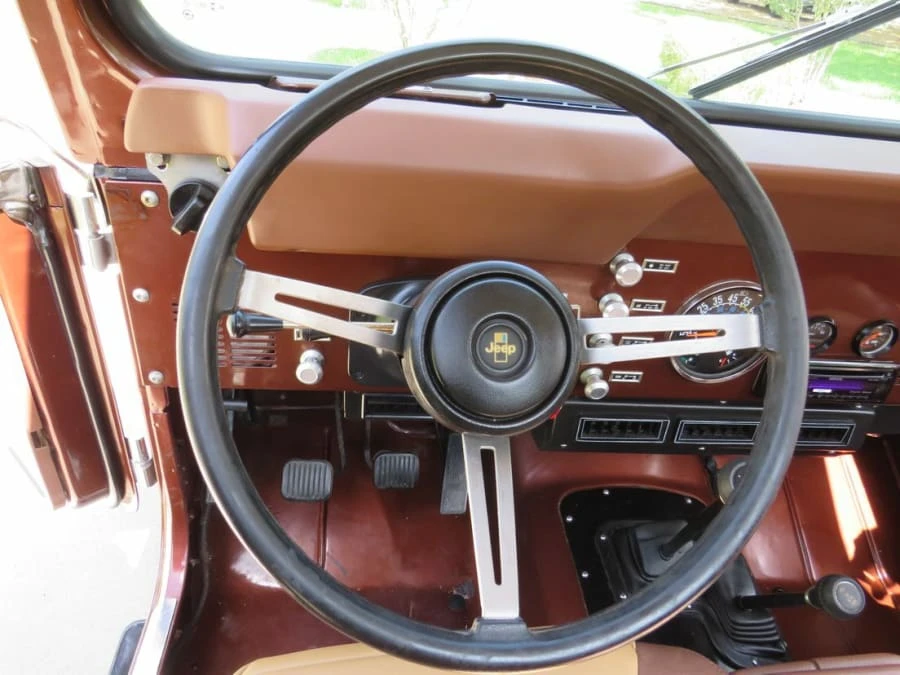 1983 Jeep CJ8 Scrambler - Image 12 of 31