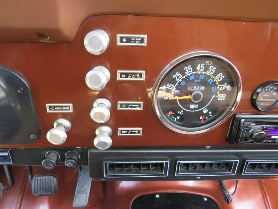 1983 Jeep CJ8 Scrambler - Image 13 of 31