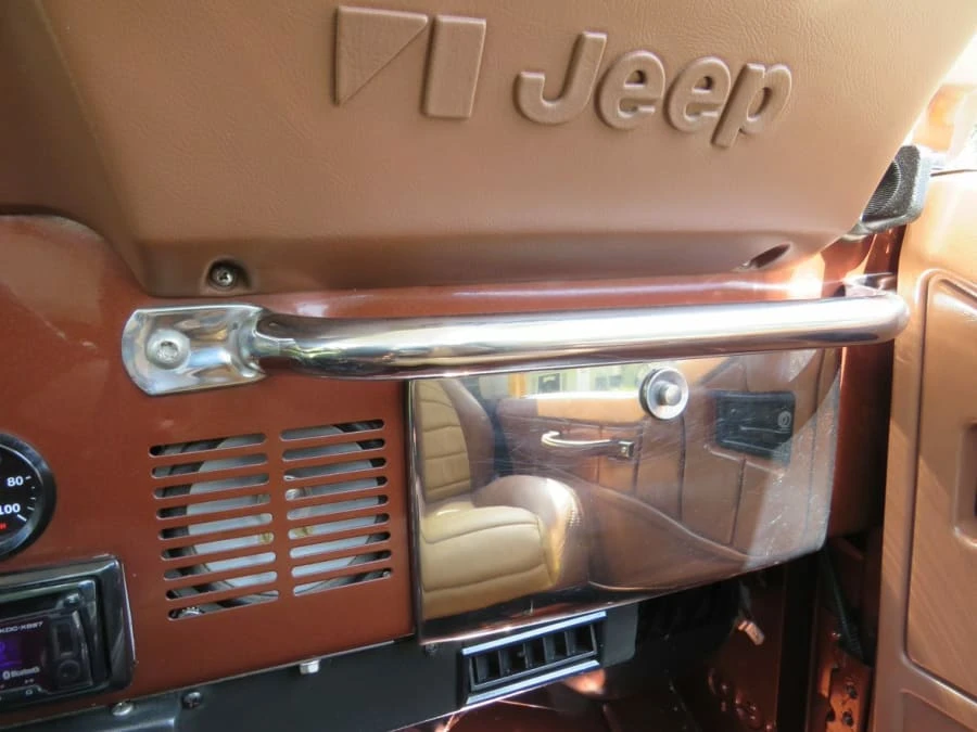 1983 Jeep CJ8 Scrambler - Image 17 of 31