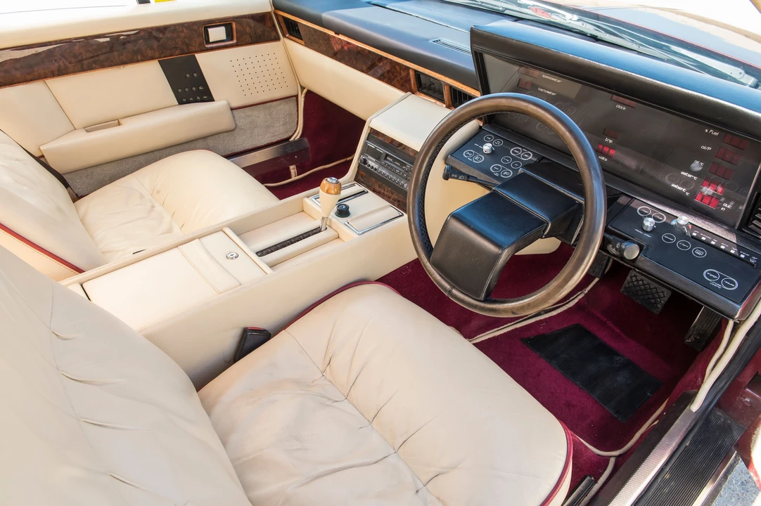 1983 Aston Martin Lagonda - Image 26 of 31