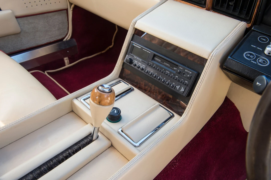 1983 Aston Martin Lagonda - Image 24 of 31