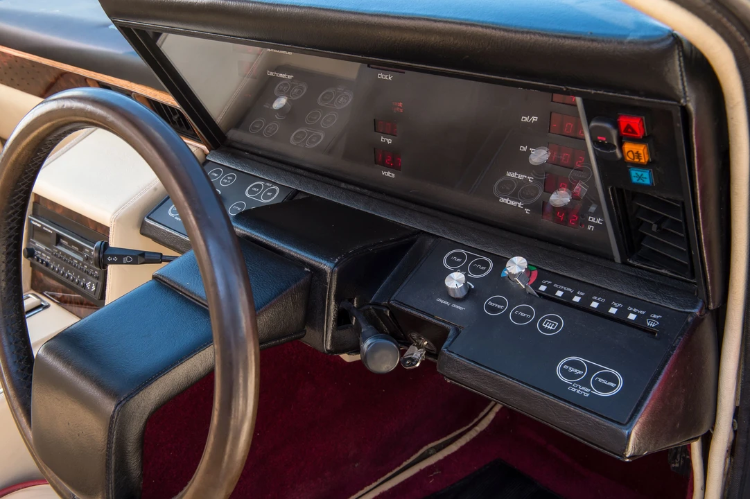 1983 Aston Martin Lagonda - Image 18 of 31