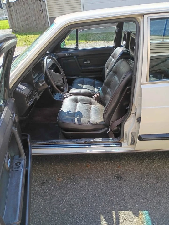 1983 Audi C2 100 & 200 & 5000 - Image 11 of 17