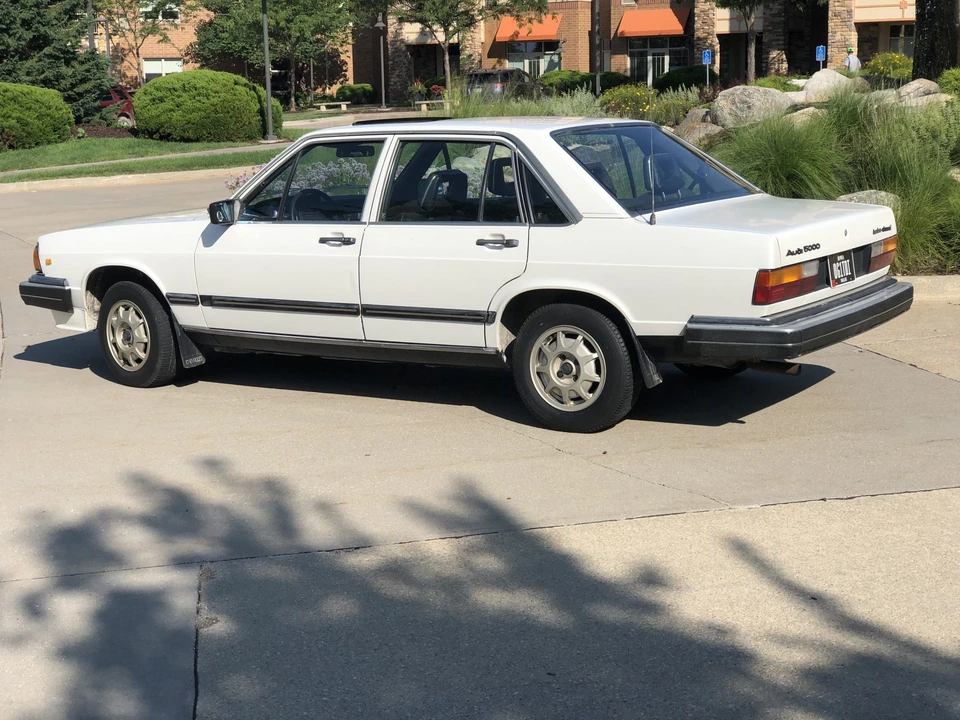 1983 Audi C2 100 & 200 & 5000 - Image 14 of 31