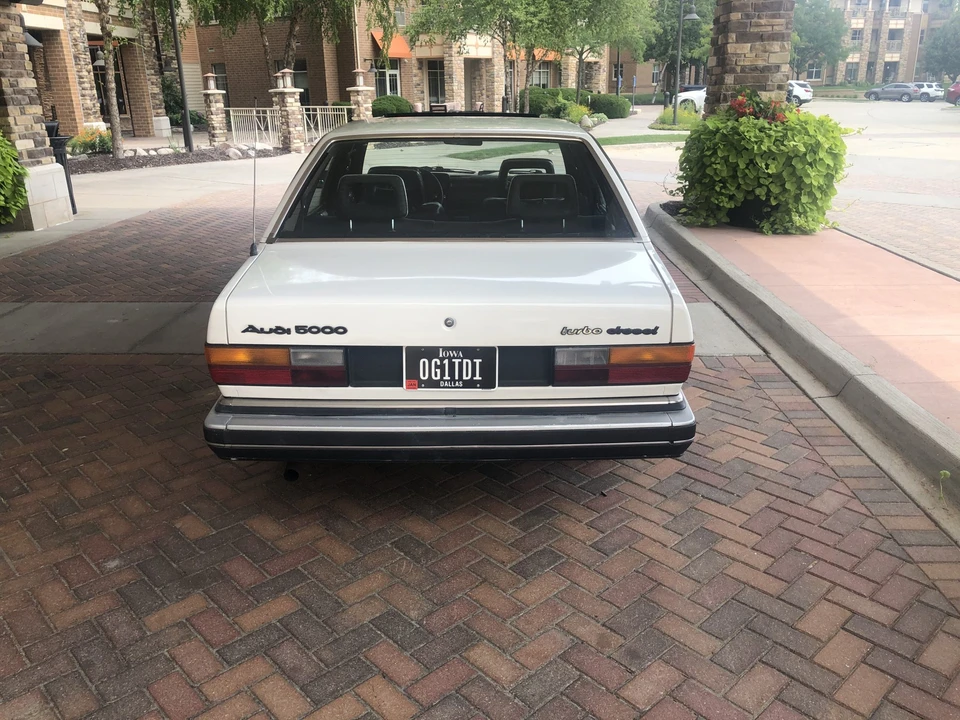 1983 Audi C2 100 & 200 & 5000 - Image 17 of 31