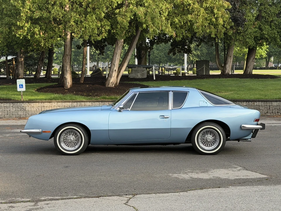 1983 Studebaker Avanti - Image 25 of 31