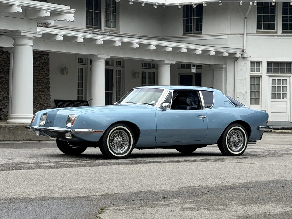 1983 Studebaker Avanti - Image 2 of 31