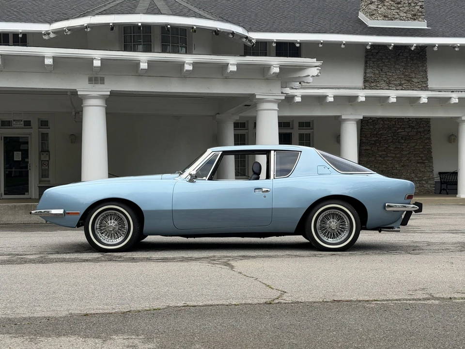 1983 Studebaker Avanti - Image 26 of 31