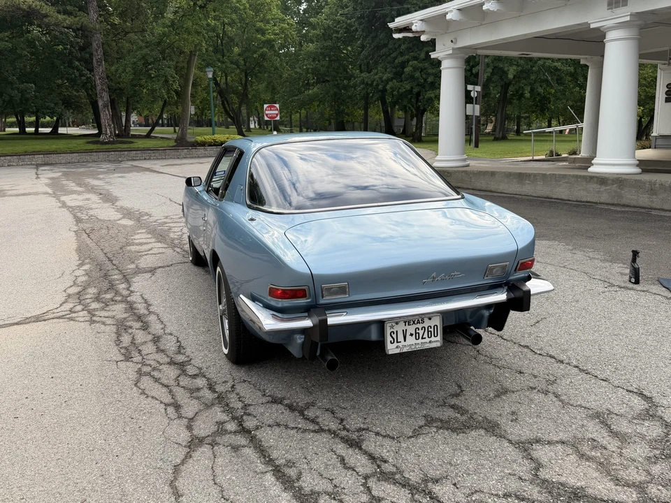 1983 Studebaker Avanti - Image 18 of 31