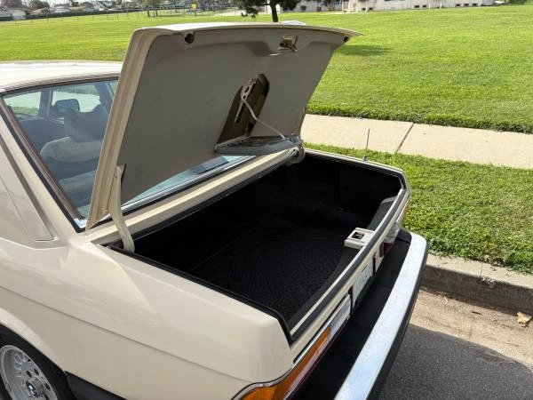 1983 BMW E28 5 Series - Image 7 of 7