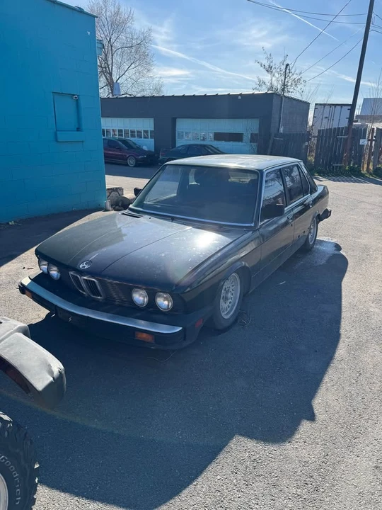 1983 BMW E28 5 Series - Image 2 of 8