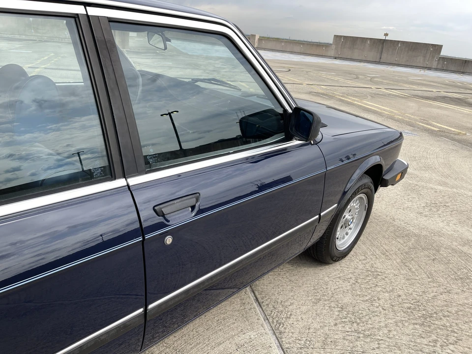 1983 BMW E28 5 Series - Image 18 of 31