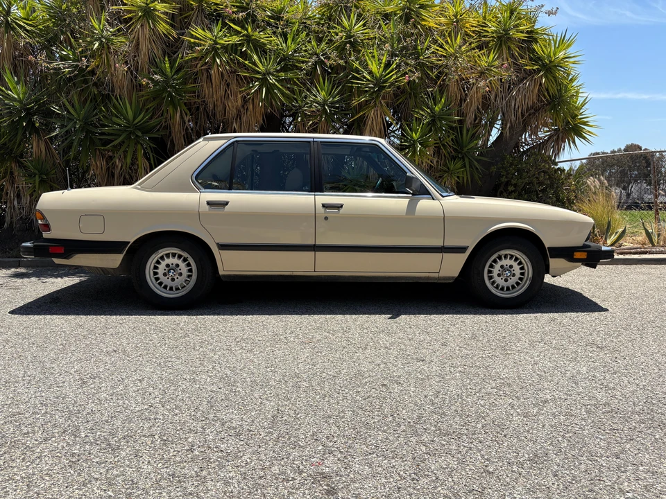 1983 BMW E28 5 Series - Image 13 of 31