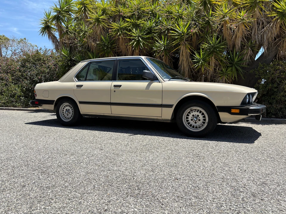 1983 BMW E28 5 Series - Image 14 of 31