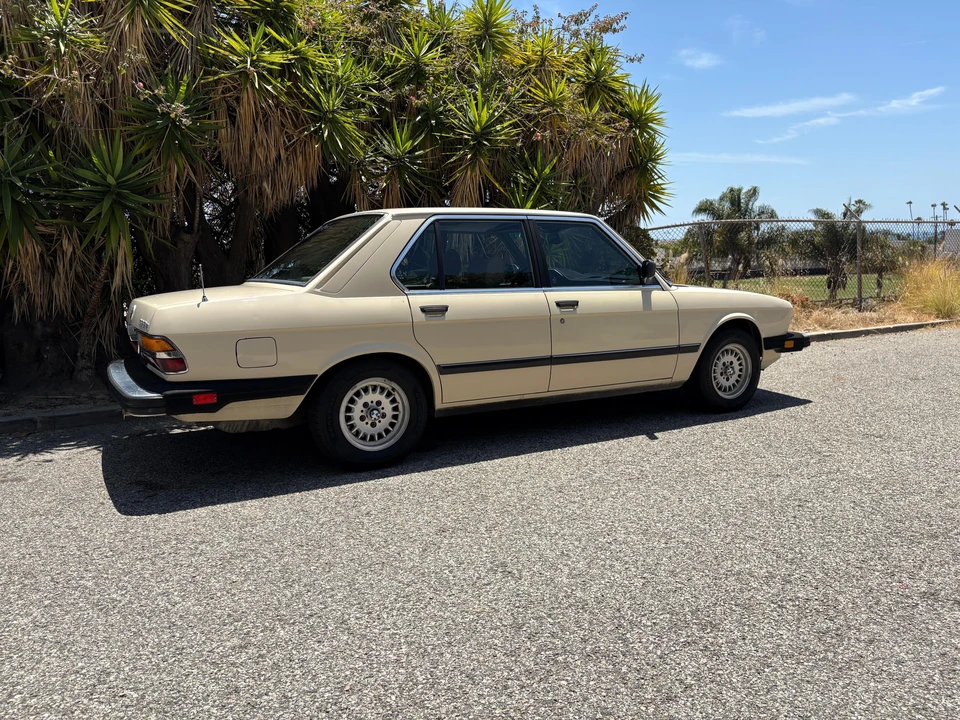 1983 BMW E28 5 Series - Image 12 of 31