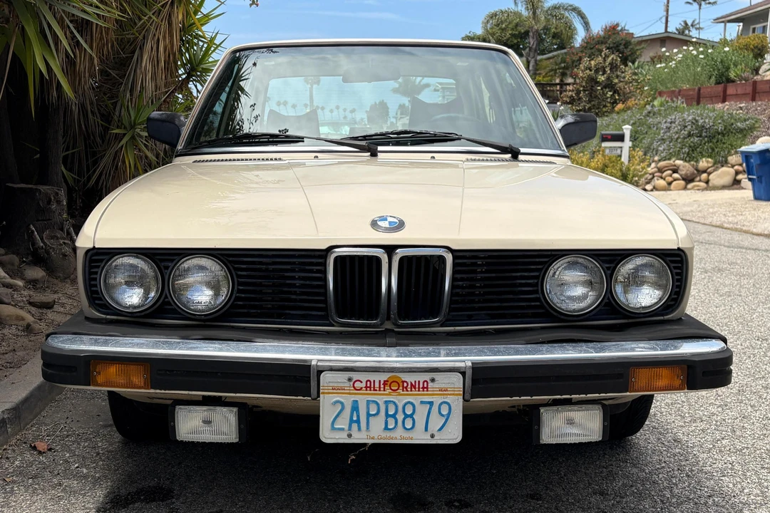 1983 BMW E28 5 Series - Image 2 of 31