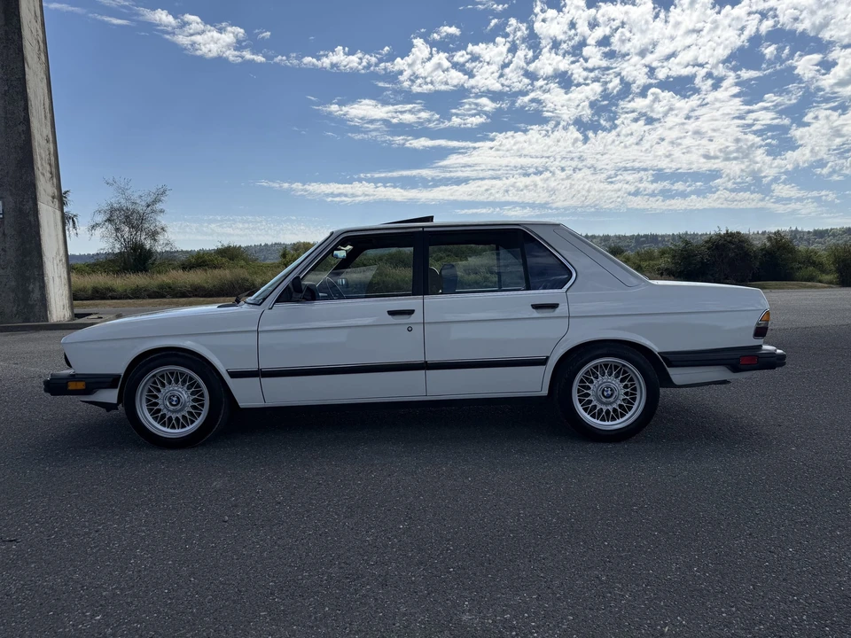 1983 BMW E28 5 Series - Image 9 of 31