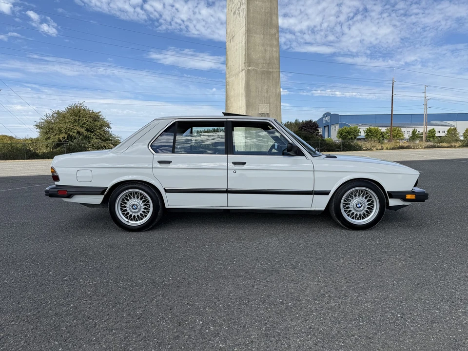 1983 BMW E28 5 Series - Image 21 of 31
