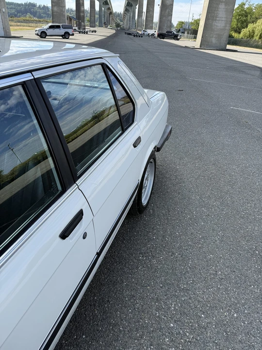 1983 BMW E28 5 Series - Image 30 of 31