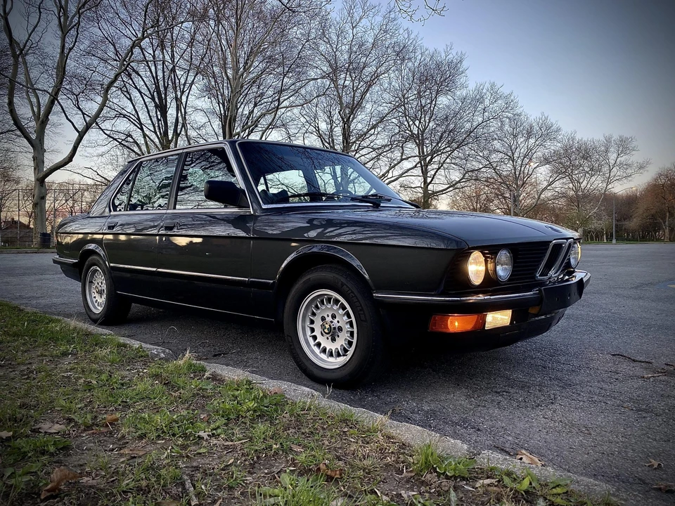 1983 BMW E28 5 Series - Image 8 of 31