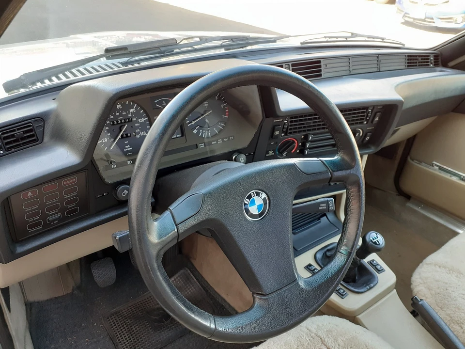 1983 BMW E24 6 Series - Image 19 of 31