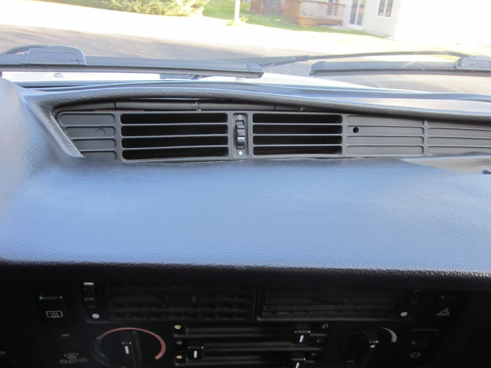 1983 BMW E24 6 Series - Image 20 of 31