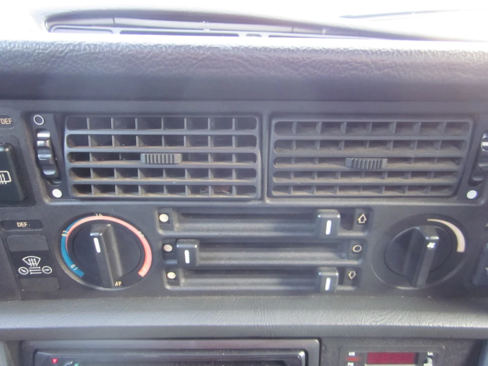 1983 BMW E24 6 Series - Image 18 of 31