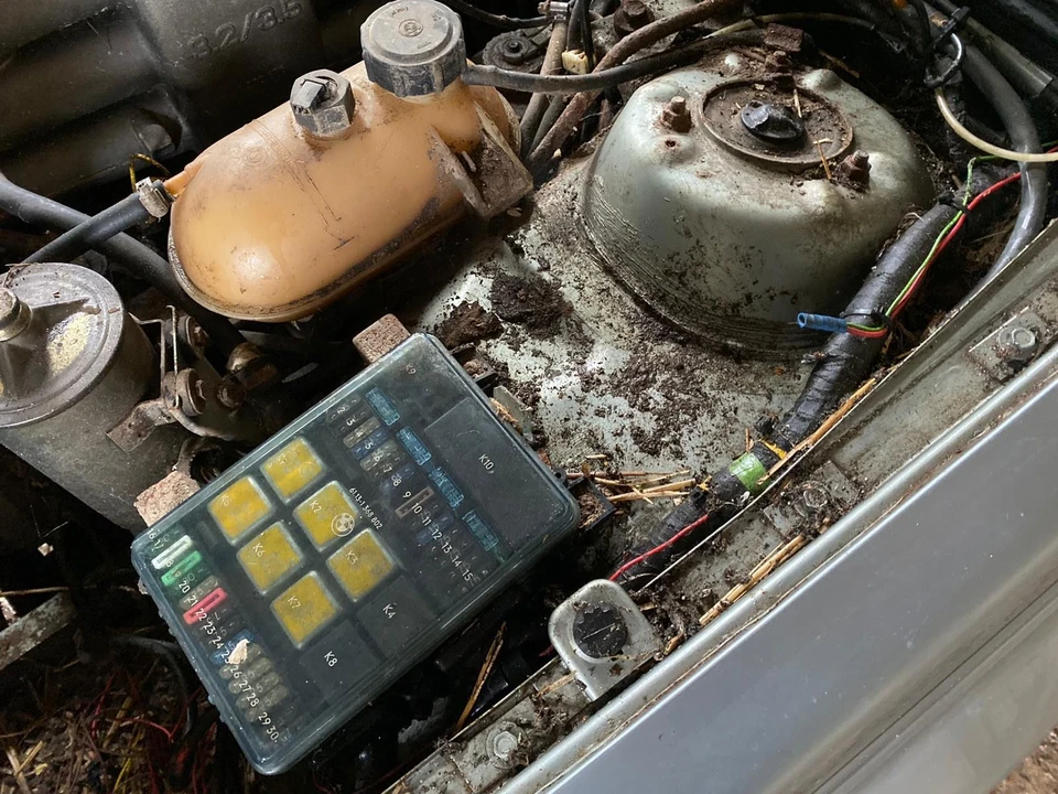1983 BMW E24 6 Series - Image 10 of 10
