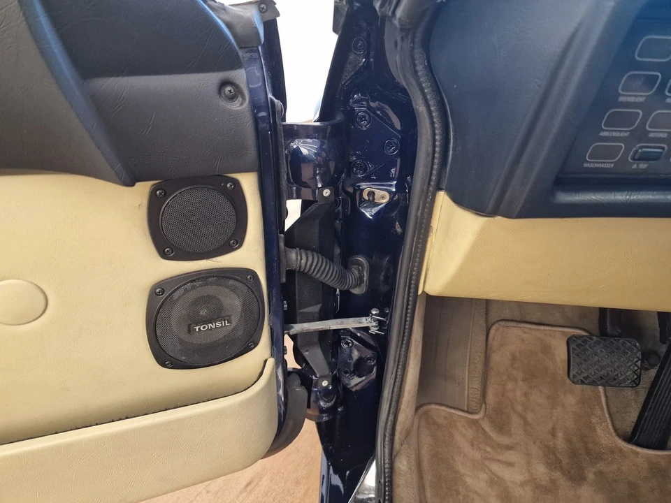 1983 BMW E24 6 Series - Image 28 of 30