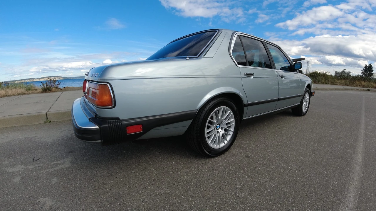 1983 BMW E23 7 Series - Image 10 of 31
